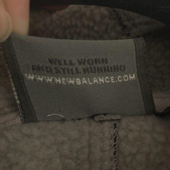 NEW BALANCE Fleece Jacket Women's Size Small Black Pink Ombre Soft Shell  Hood - Picture 9 of 15